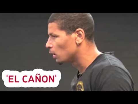 GINO aka EL cañon: 'VERLIEFD op het BOKSEN'  - BEN BRIL