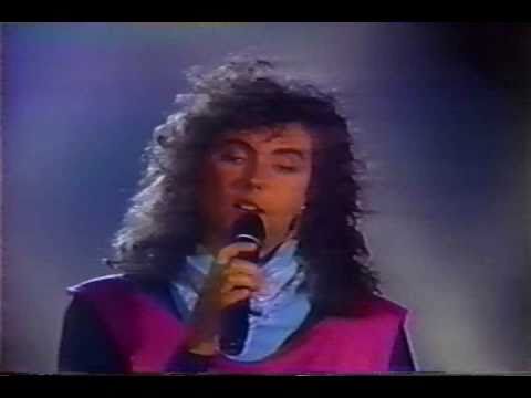 Laura Branigan - 'How Am I Supposed To Live Without You', Solid Gold
