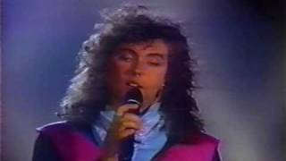 Laura Branigan - &#39;How Am I Supposed To Live Without You&#39;, Solid Gold