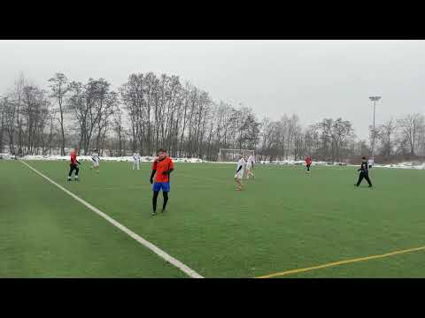 Unia Świerklaniec 0-3 Warta Kamieńskie Młyny  1 Połowa (bez ost. 3 min)