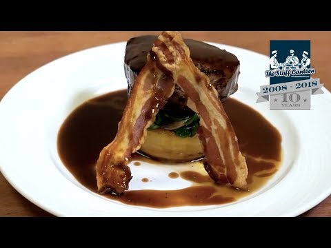 Pan fried fillet of beef with port jus recipe