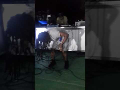 Ras Amankwatia Tafari = FREESTYLE IN GHANA WITH JAH LEAD