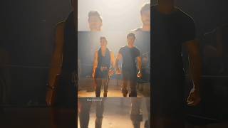 Download lagu Abb hoga entertainment🤩shuru|Nigam brother coolest transition |Abhishek ×siddharth #aladdin#shorts mp3