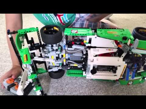 Bertram med LEGO Technic 42039 der kører med motor