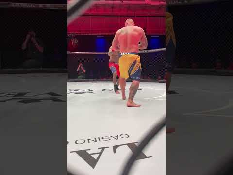 Meko vs Luky - vezi în continuare main event-ul. Cumpără pay-per-view de pe rxf.ro