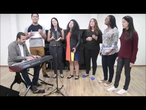 PRAISE CORAL -- Oferta agradavel a ti --- Palavras (Lauriete)