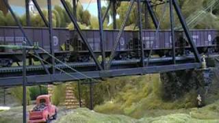 preview picture of video 'Guernsey Valley Model Railroad Mixed Unit Power'