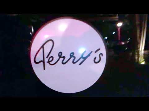 Perry's Steakhouse at La Cantera Shops - Live music by Bernie Martini