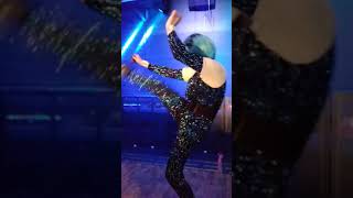 Sasha Banks performing Nicki Minaj automatic