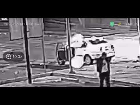 A driver ran a red light, causing a crash that ended in fire in León.