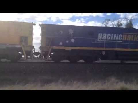 NR90 NR18 IP Freight chase at Dimboola Part 2