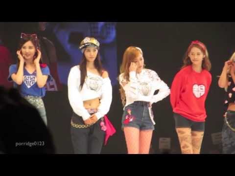 130622 SNSD - Intro + Ending @ Singapore Asia Style Collection 2013