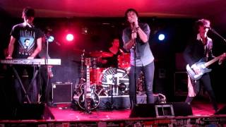 Electric Touch- Don&#39;t Stop @ Fitzgerald&#39;s 10.10.11