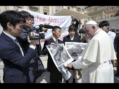 Papa arrin në Tokio, pritet me brohoritje nga katolikët japonezë - 23.11.2019 - Klan Kosova