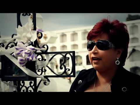 MARGARITA LUGUE / GUARDIAN DEL CEMENTERIO