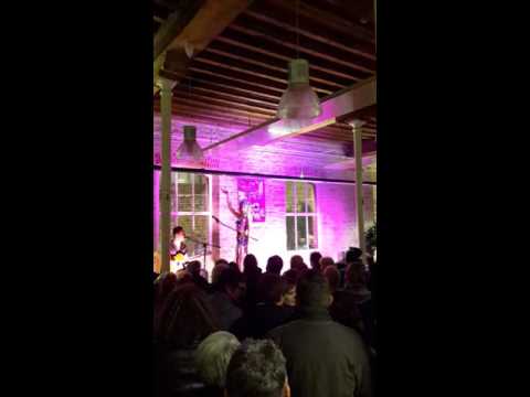 Hekenui à Baune (rejouissance des vin) teaonui et shelby