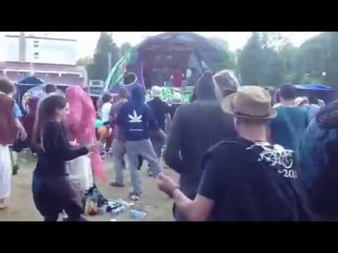 Gotalien smashing it! @ noise poison festival 2013