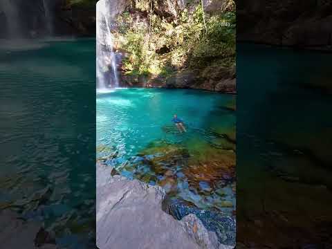 Cachoeira Santa Bárbara, Cavalcante/Goiás. #travel #youtubeshorts #brasil #turismo #nature 21/08/23