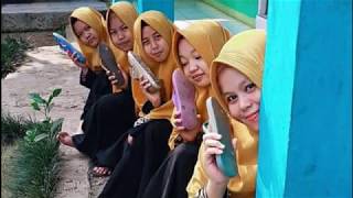 Download lagu Syairan santri salafi Dilanda Rindu - Sedih! mp3