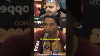 o ronaldinho gaucho xavecando mulheres é muito bom kkkk