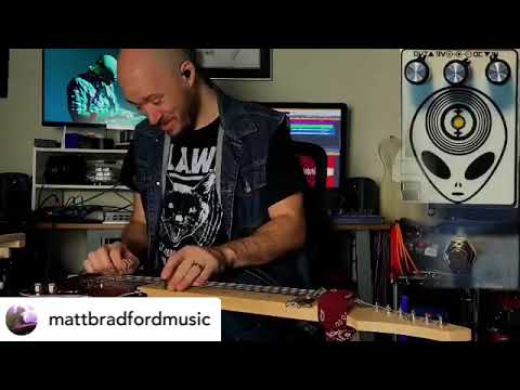 Matt Bradford playing through the LOE Phasor!