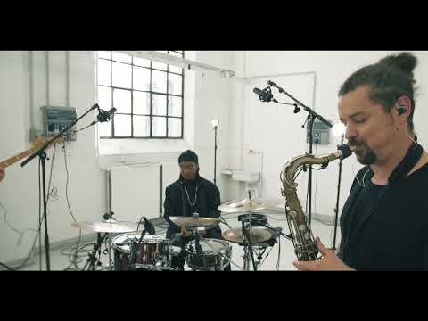 ELECTROPHAZZ - What A Gift - Phazz Room #8