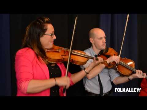 Folk Alley Sessions: The Fretless - "A Bunch of Time"
