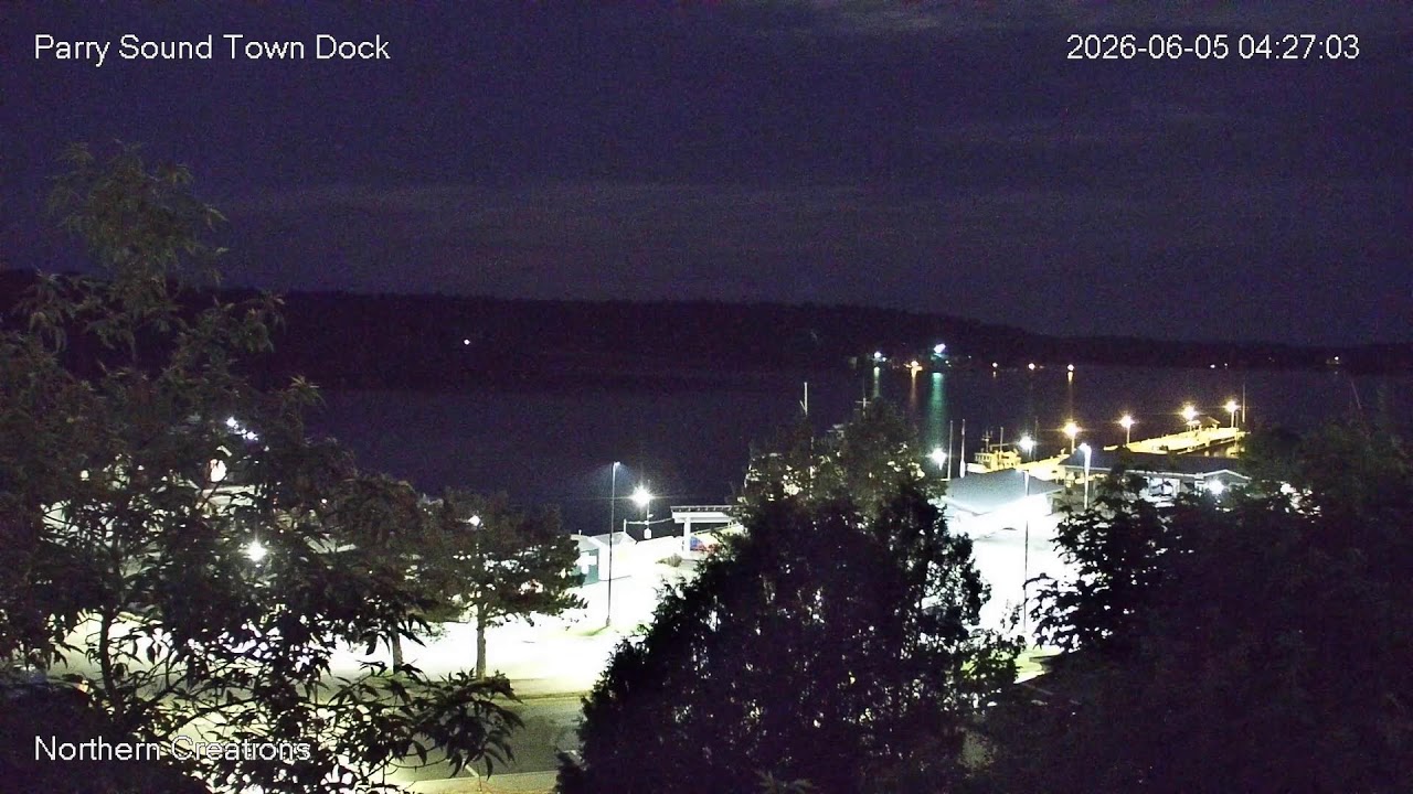 Live webcam view of Parry Sound Town Dock & Harbour