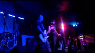 Black Crosses/Solitaire -Strung Out en Costa Rica