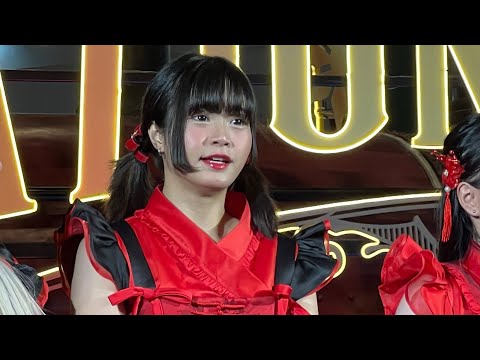 Yami Yami - プロミスザスタ / Promise the Star | Praew FanCam (Happiness Idol Concert Fashion Island) 221217