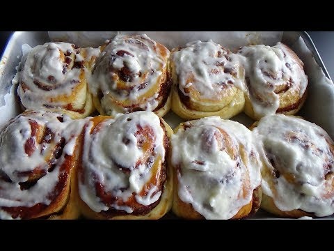 Cinnamon Buns (Cinnabon) with Date Sugar