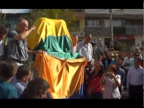 Homenaje a Arnoldo Hoyos