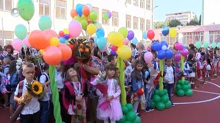 Кандидатстването за помощи за първокласници и осмокласници продължава