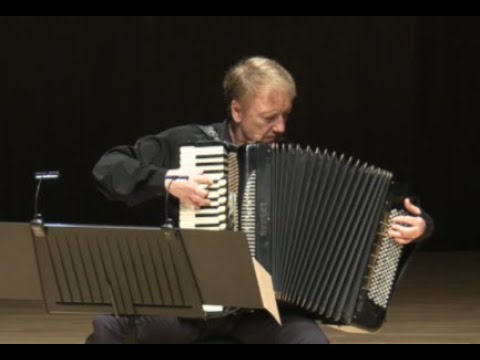 Stefan Hussong plays  Klaus Ospald ,,Canto''  2021 for Accordion Solo