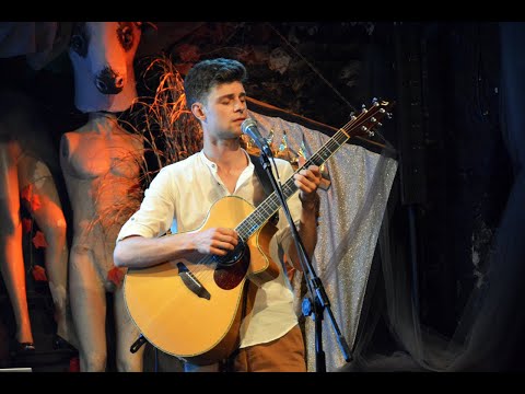 Karol Ochodek - recital w Piwnicy pod Baranami