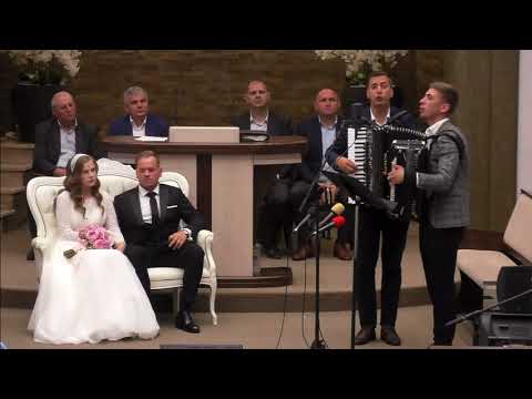 Florin & Claudiu Ștefan - În lanțul iubirii, să stați strâns legați | Cântare de nuntă