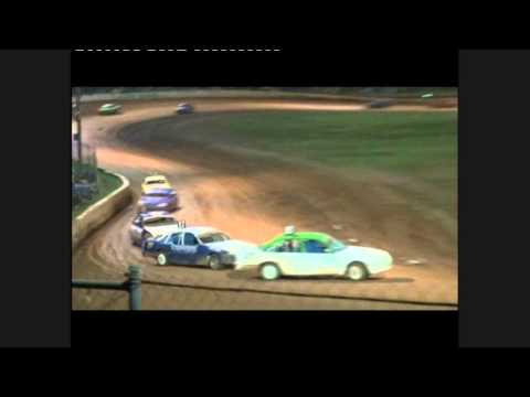 Street Sedan Feature Mothar Mountain Gympie 12.5.2012.wmv