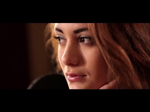 AL SON DE UNA BACHATA - Rene Angel ft Fernando Diaz (video Oficial)