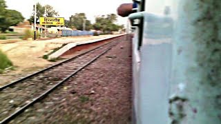 preview picture of video '[IRFCA] Hirangaon station Skipped at FULL SPEED by Allahabad - Jaipur Super fast'
