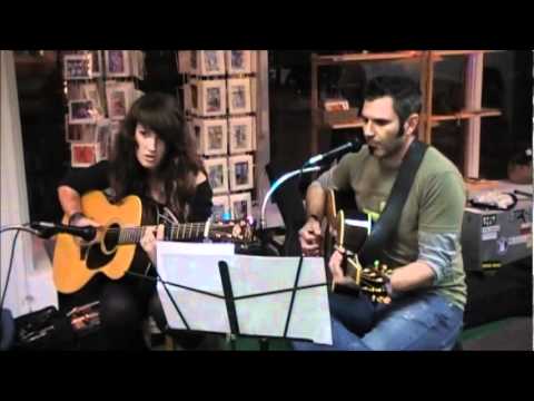 GRRRLZ ROCK presents MARA RENNIE live New Zone Art Gallery.wmv