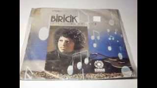 Download lagu biricik , mucize , yalan değil PLAK RECORD 7' mp3 Download lagu biricik , mucize , yalan değil PLAK RECORD 7' mp3