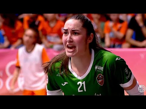 CARIDAD GARCIA - A INCRÍVEL ESPANHOLA DO BURELA FS