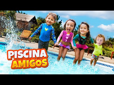 BELLA AND LUCCA JUMP INTO THE POOL WITH FRIENDS - BELLA FAMILY LISA AND LUCCA SHOW