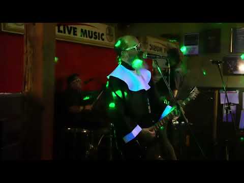 Saint Nudes - Minute - 01.11.2024