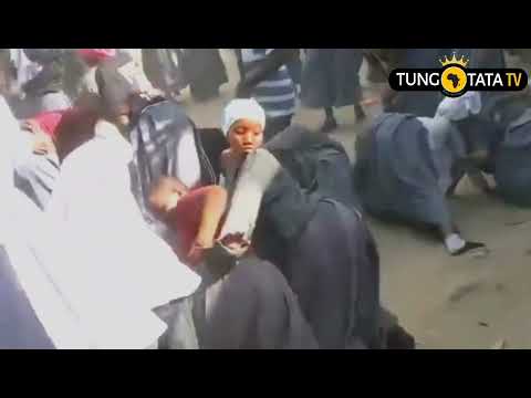 Wanafunzi wakicheza chura singeli