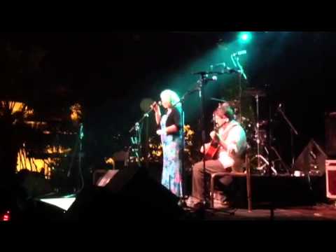 Niamh Parsons And Grahame Dunne performing The Boys of Barr na Sráide @ Costa Del Folk 2014