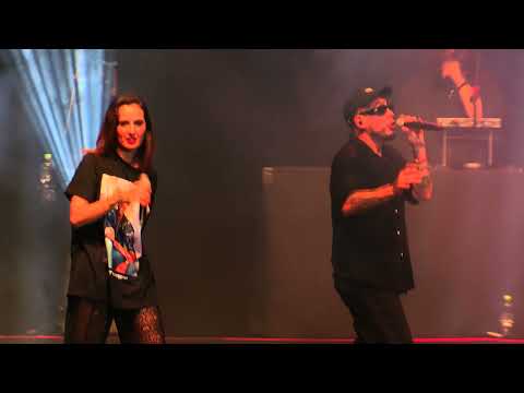 Charles Ans ft. Ms Ambar - Si Tú Te Vas (En Vivo Desde Pepsi Center)