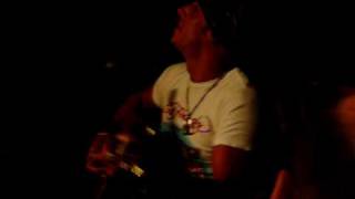 Trent Tomlinson singing &quot;She Just Might Have Her Radio On&quot;