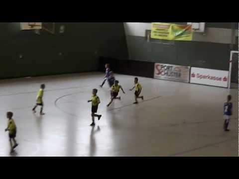 Tor in letzter Sekunde Fußball Hallenturnier