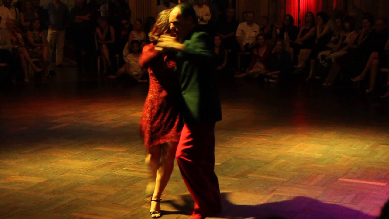 Video thumbnail for DIEGO CORNELLA E LAURA DIEZ - 12º FESTIVAL TANGO DO PORTO - 2/2
